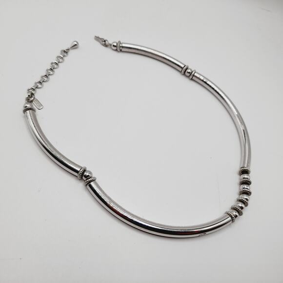 Vintage MONET Silver Tone Beaded Necklace 17 Inch Tubular Beads Signed - Picture 5 of 10